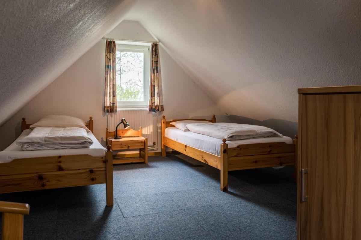 Appartamento Friesenhof Janssen - Urlaub Auf Dem Bauernhof Neuharlingersiel Esterno foto