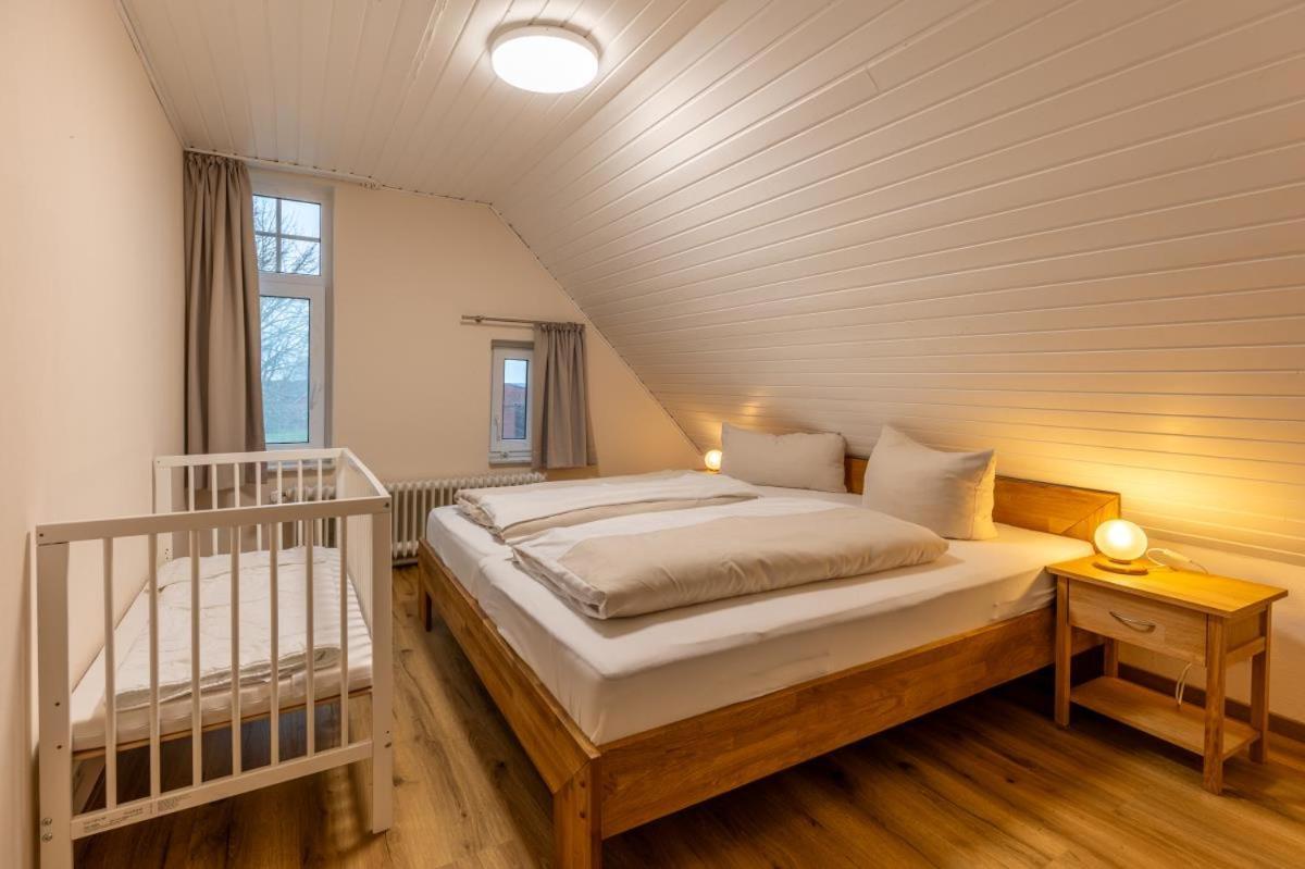 Appartamento Friesenhof Janssen - Urlaub Auf Dem Bauernhof Neuharlingersiel Esterno foto