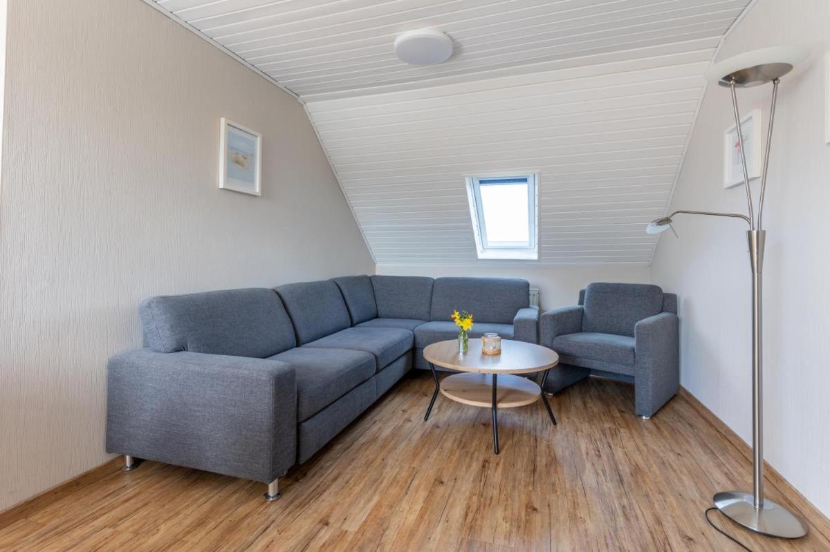 Appartamento Friesenhof Janssen - Urlaub Auf Dem Bauernhof Neuharlingersiel Esterno foto